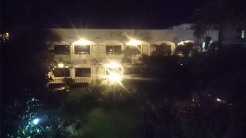 Hotel White Elephant Resort