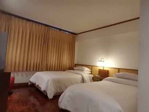 Dusit Hotel