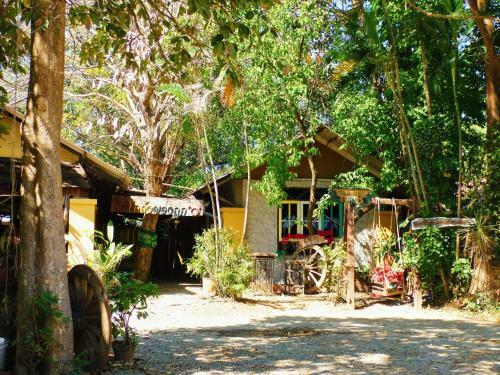 Hostal Kad Sala Lanna Cultural Homestay