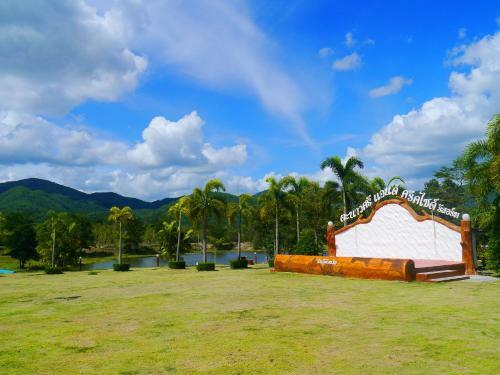 Hotel Tanaosri & Creekside Resort