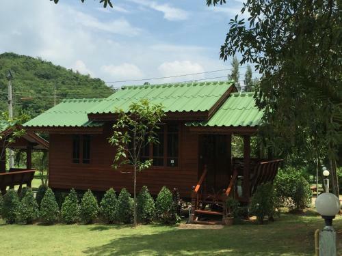 Hotel ?baan Ing Khao Resort