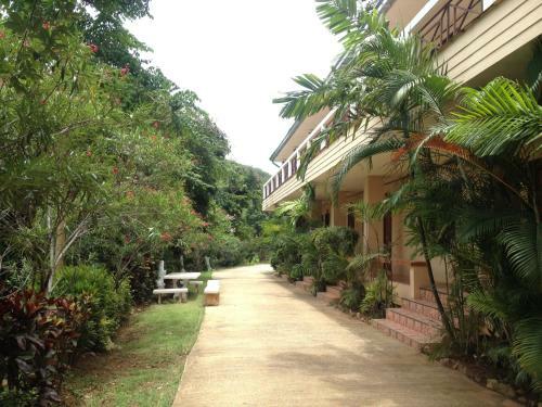 Hotel ?baan Ing Khao Resort