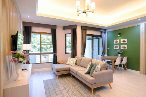 Hotel Phukaew & Adventure Park Resort