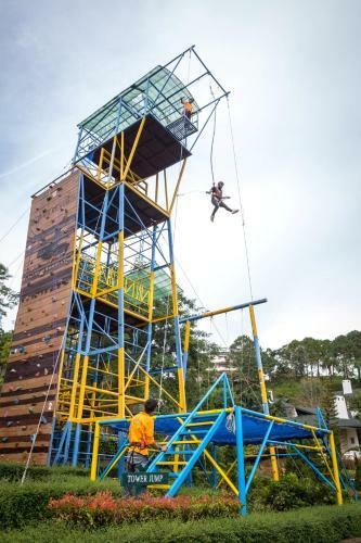 Hotel Phukaew & Adventure Park Resort