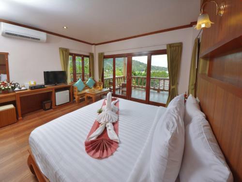 Hotel Haad Yao Bayview Resort & Spa