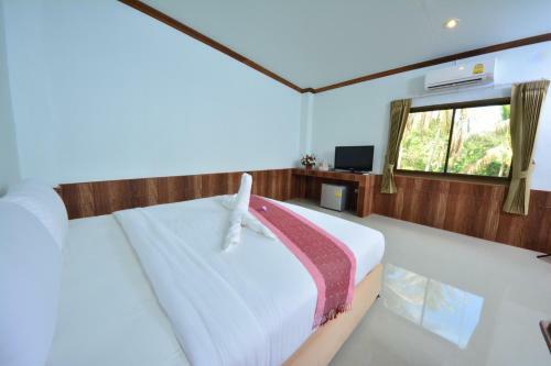 Hotel Haad Yao Bayview Resort & Spa