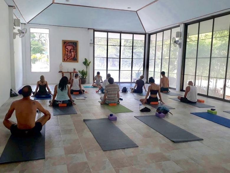 Hotel Wonderland Healing Center