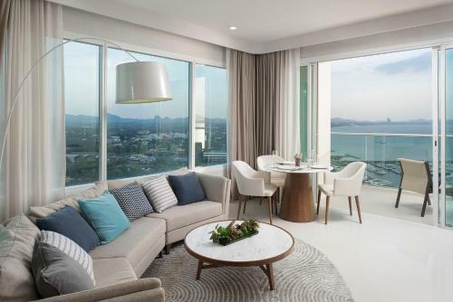 Hotel White Sand Beach Residences Pattaya