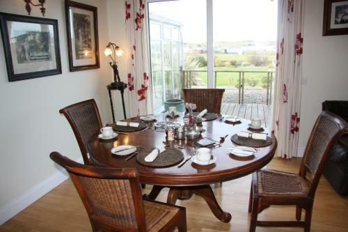 Hostal Seasons Lodge Guesthouse