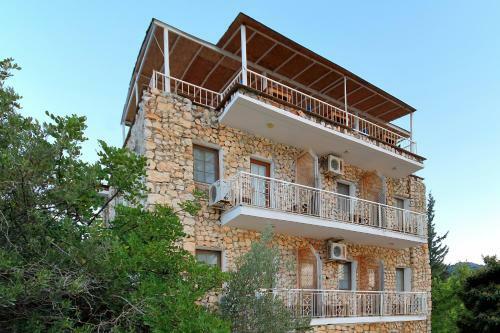 Hostal Baba Veli Pension