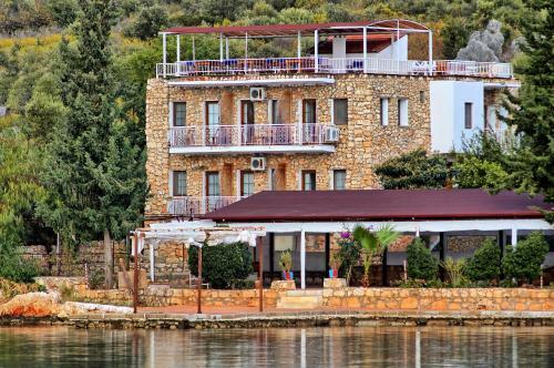 Hostal Baba Veli Pension