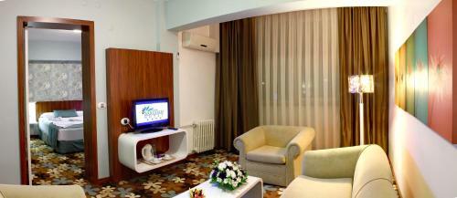 Buyuk Saruhan Hotel