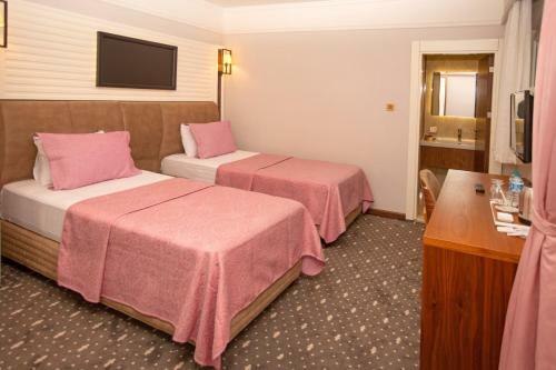 Jolnar Garden Hotel