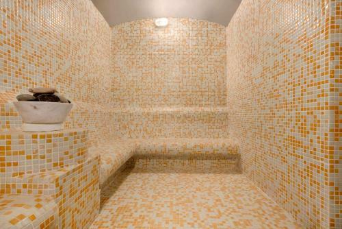 Hotel Ramada Resort By Wyndham Unye
