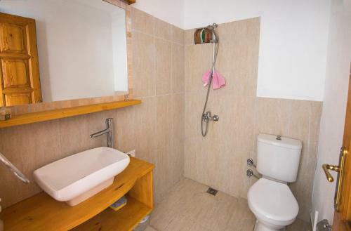 Alanya Villa Sleeps 2 Air Con Wifi
