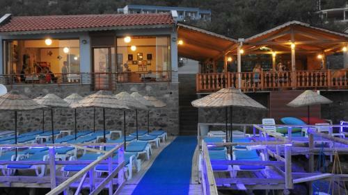 Assos Nazan Motel Restoran Beach