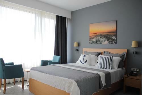 Port Marina Hotel