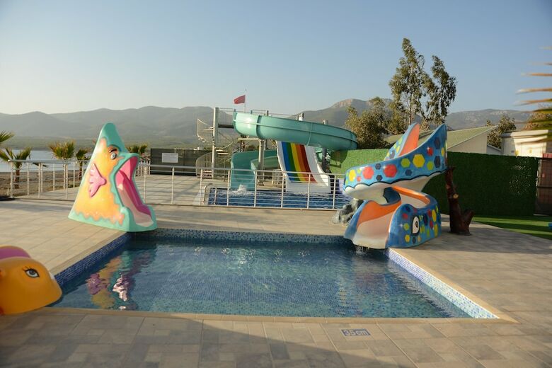 Marpessa Blue Beach Resort & Spa Hotel