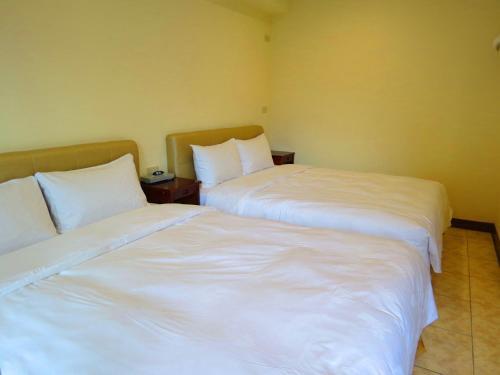 Bed & Breakfast Ez Stay Juifen(Ruifang Station)