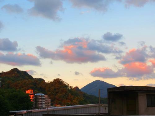 Bed & Breakfast Ez Stay Juifen(Ruifang Station)