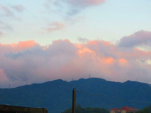 Bed & Breakfast Ez Stay Juifen(Ruifang Station)