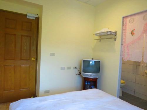 Bed & Breakfast Ez Stay Juifen(Ruifang Station)