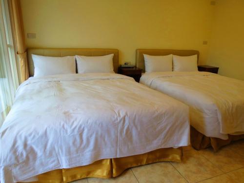 Bed & Breakfast Ez Stay Juifen(Ruifang Station)