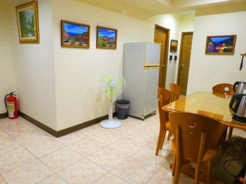 Bed & Breakfast Ez Stay Juifen(Ruifang Station)