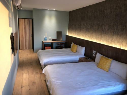 Jiufen Happyland B&B