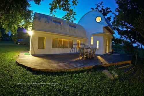 Knt House