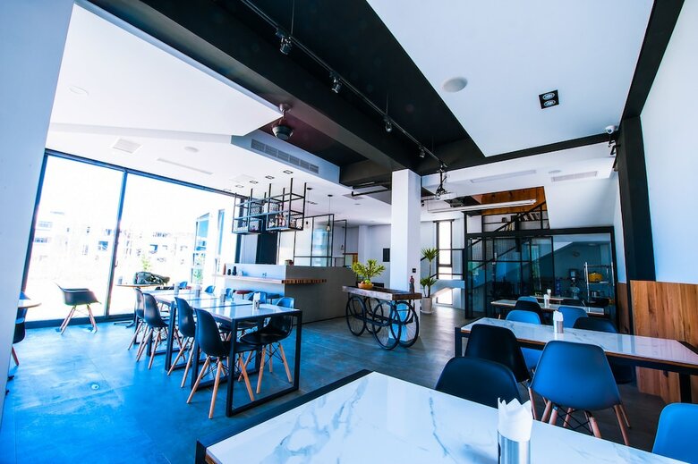 Hostal Pathway Inn