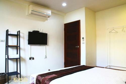 Wooden Man Homestay Luodong