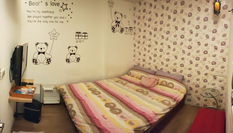 Hostal Come And Play Guesthouse