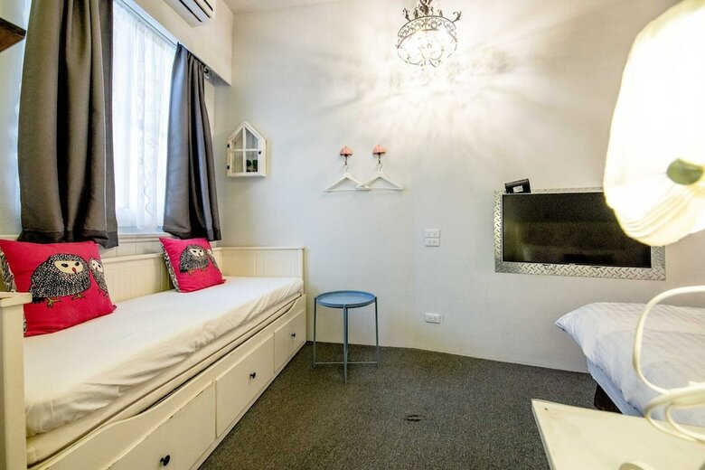 Hotel Treasure House