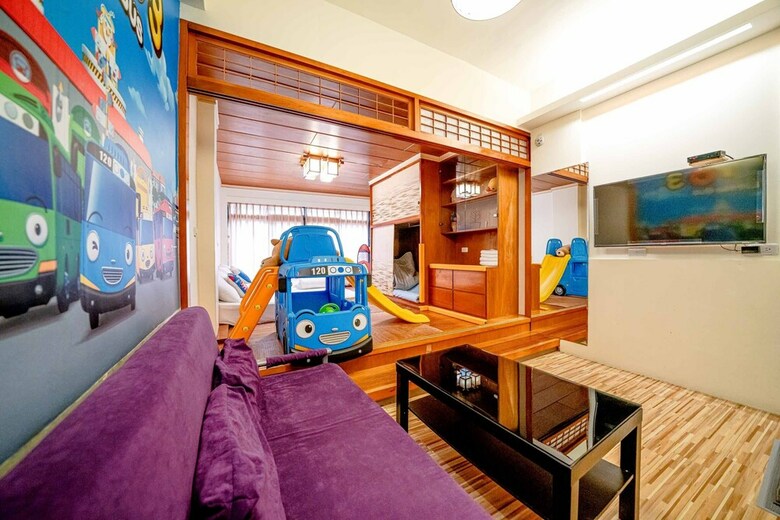 Hotel Treasure House