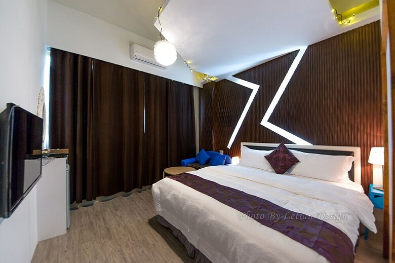 Hotel Treasure House