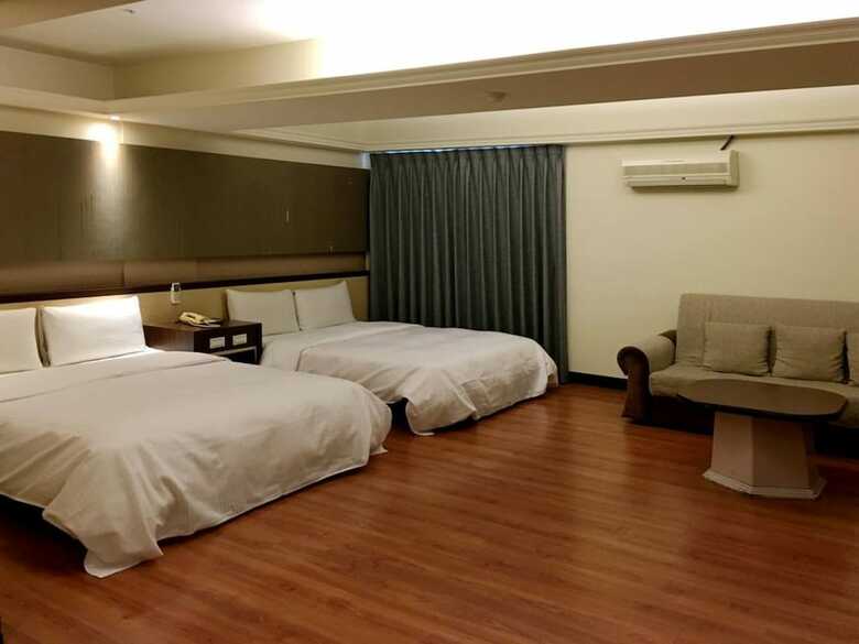 Posada Jung-zaw Bussiness Hotel