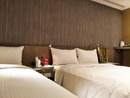 Hotel The West