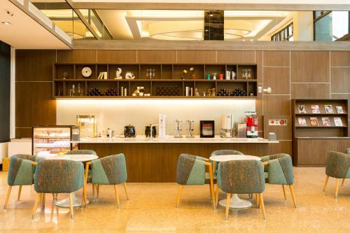 V-hotel