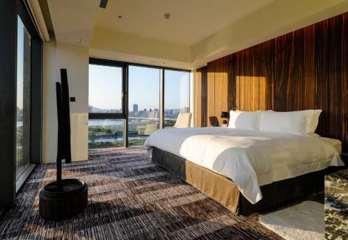 Suz Hotel
