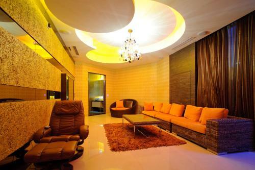 Zhen 13 Villa Motel
