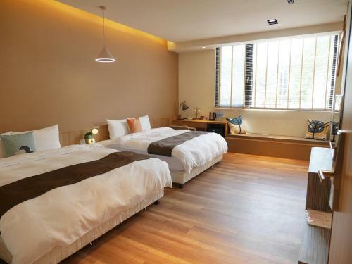 Bed & Breakfast See Moon Homestay
