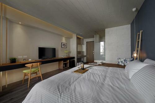 Sun Moon Lake Blue Sky Bay B&B