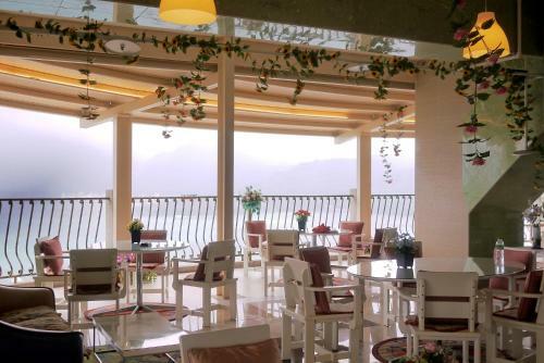 Taiwan Beauty Hotel - Sun Moon Lake