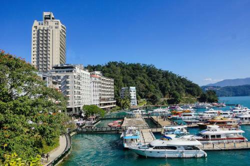 Taiwan Beauty Hotel - Sun Moon Lake