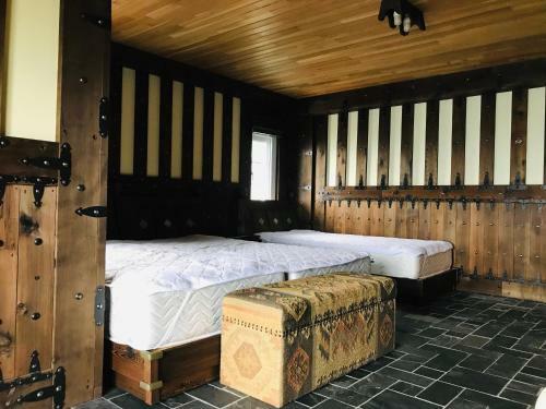 Black Forest Manor