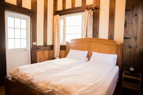 Black Forest Manor