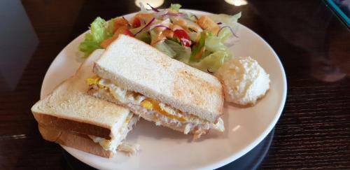 Bed & Breakfast Luti Sea Shore Hotel