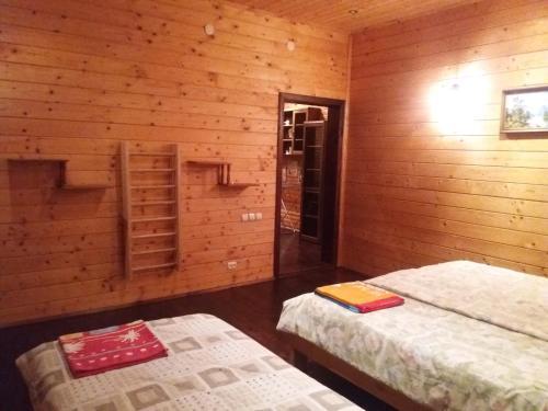 Agroturismo Pid Zelyonym Dakhom Country House