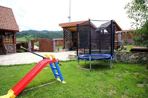 Hostal ?????????? ????? (karpaty Sun)